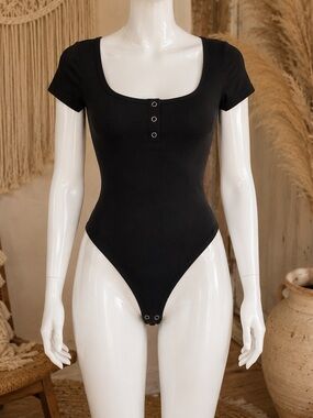 Hollister Black Short Sleeve Henley Bodysuit